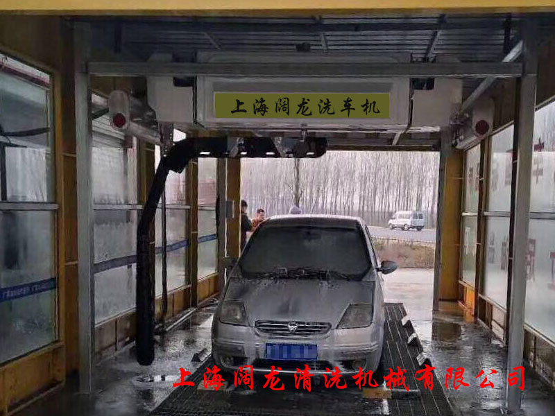 河北省邢臺市廣賓加油站旋7洗車(chē)機安裝調試完畢